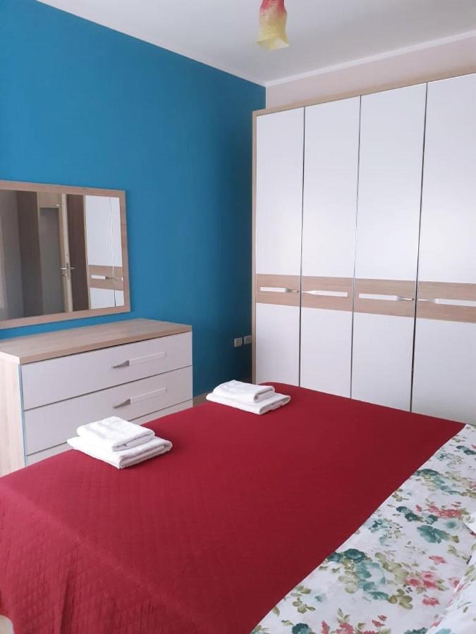 Beach Apartments Era Орікум Екстер'єр фото