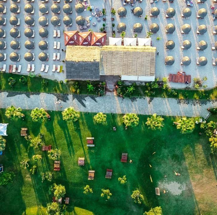 Beach Apartments Era Орікум Екстер'єр фото